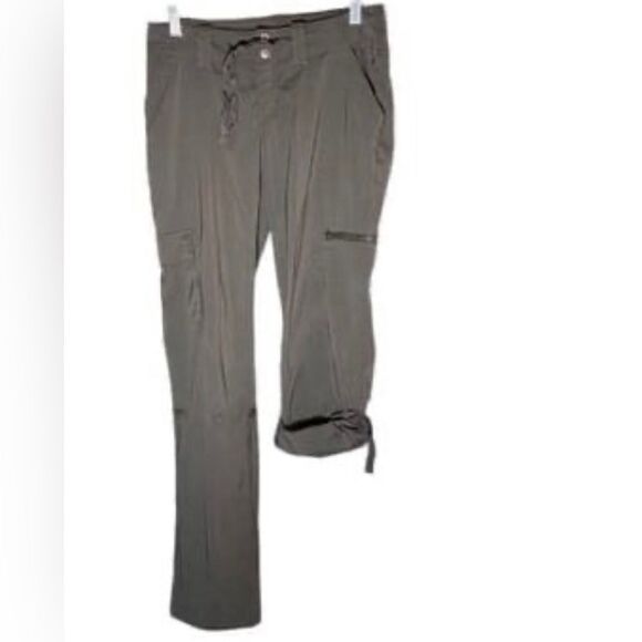 Koppen women’s green, hiking trail convertible pants size 2 - Picture 2 of 6